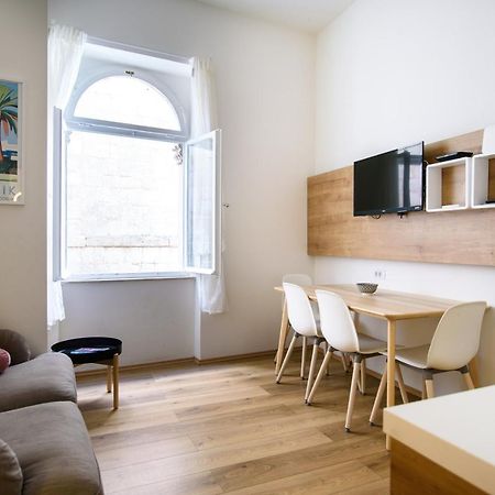 Street Buzz Old Town Apartment By Duhomes ドゥブロブニク エクステリア 写真
