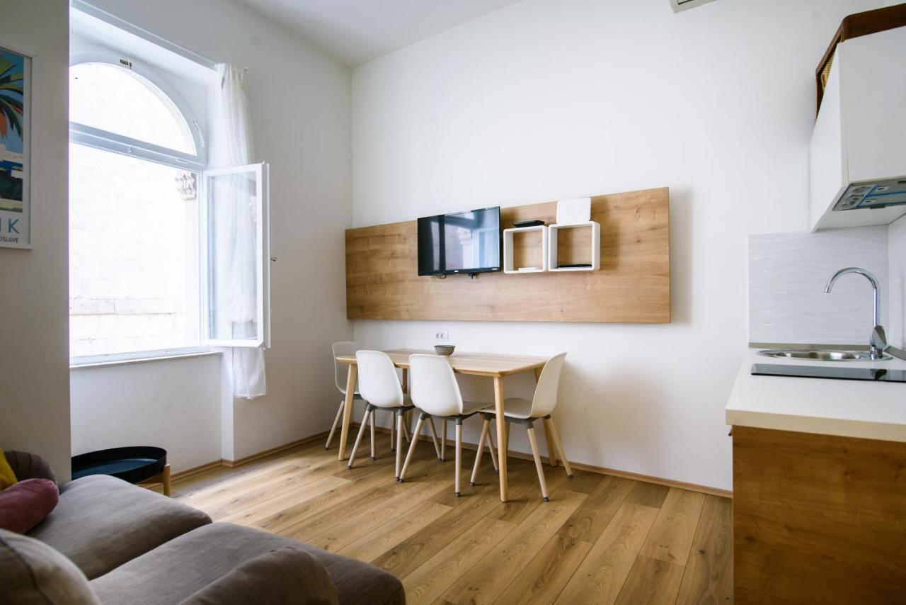 Street Buzz Old Town Apartment By Duhomes ドゥブロブニク エクステリア 写真